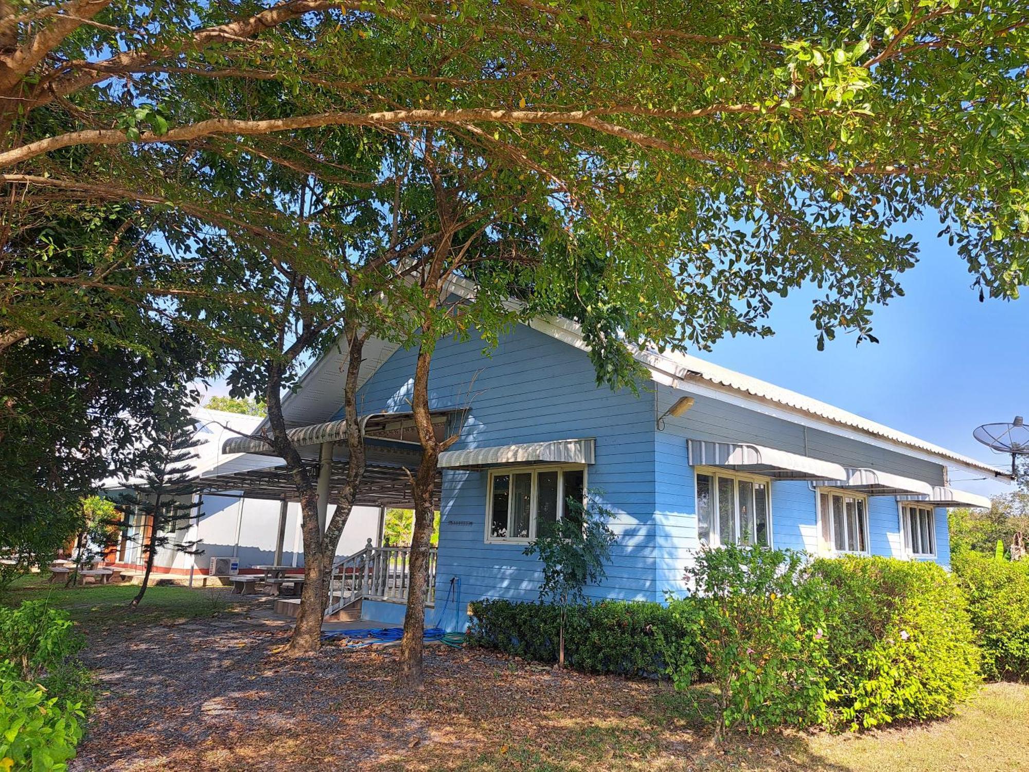 Armthong Resort ナコーンナーヨック エクステリア 写真