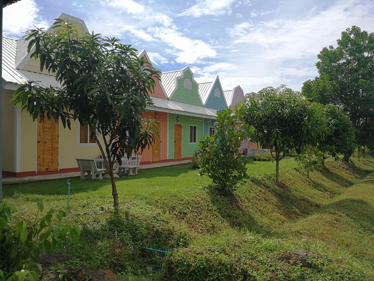 Armthong Resort ナコーンナーヨック エクステリア 写真